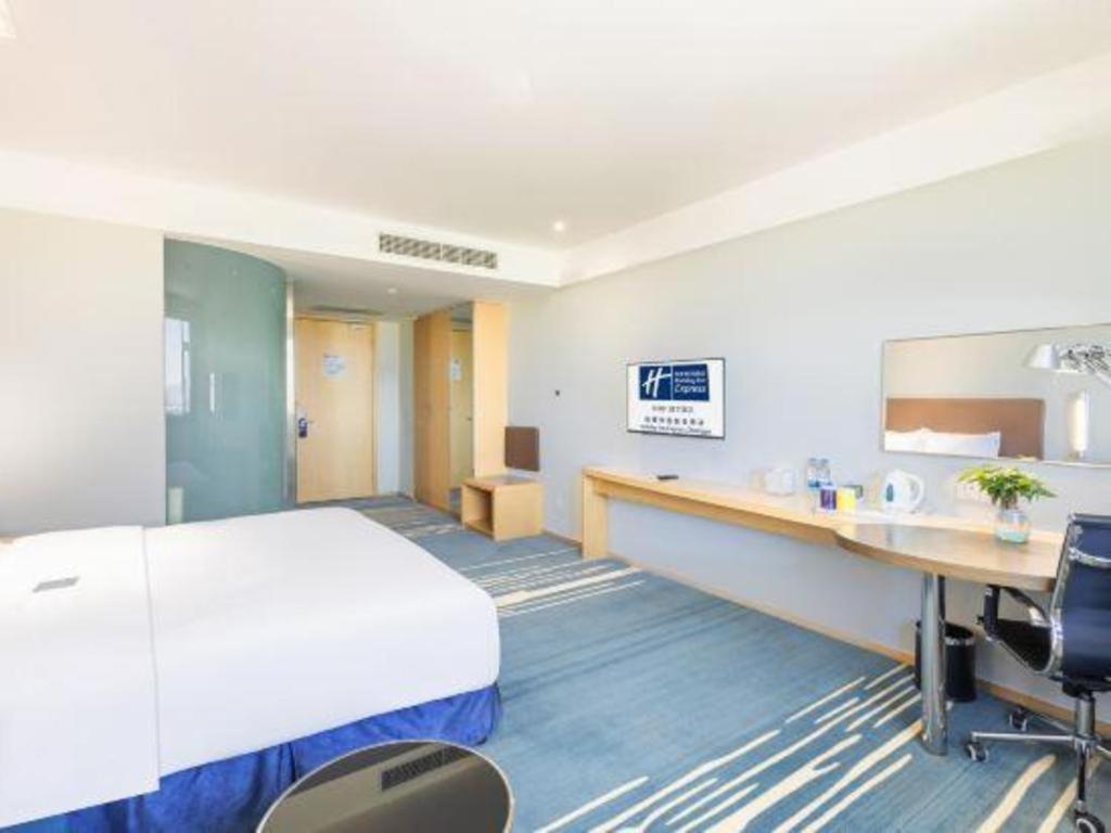 Holiday Inn Express Zhangye By Ihg Zewnętrze zdjęcie