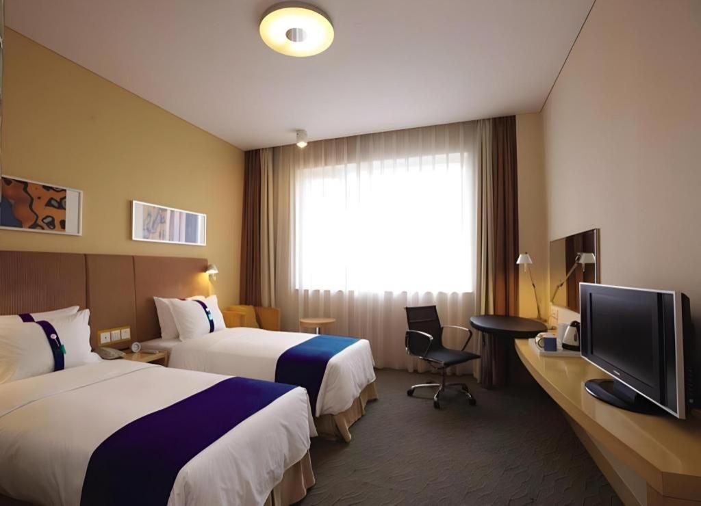 Holiday Inn Express Zhangye By Ihg Zewnętrze zdjęcie