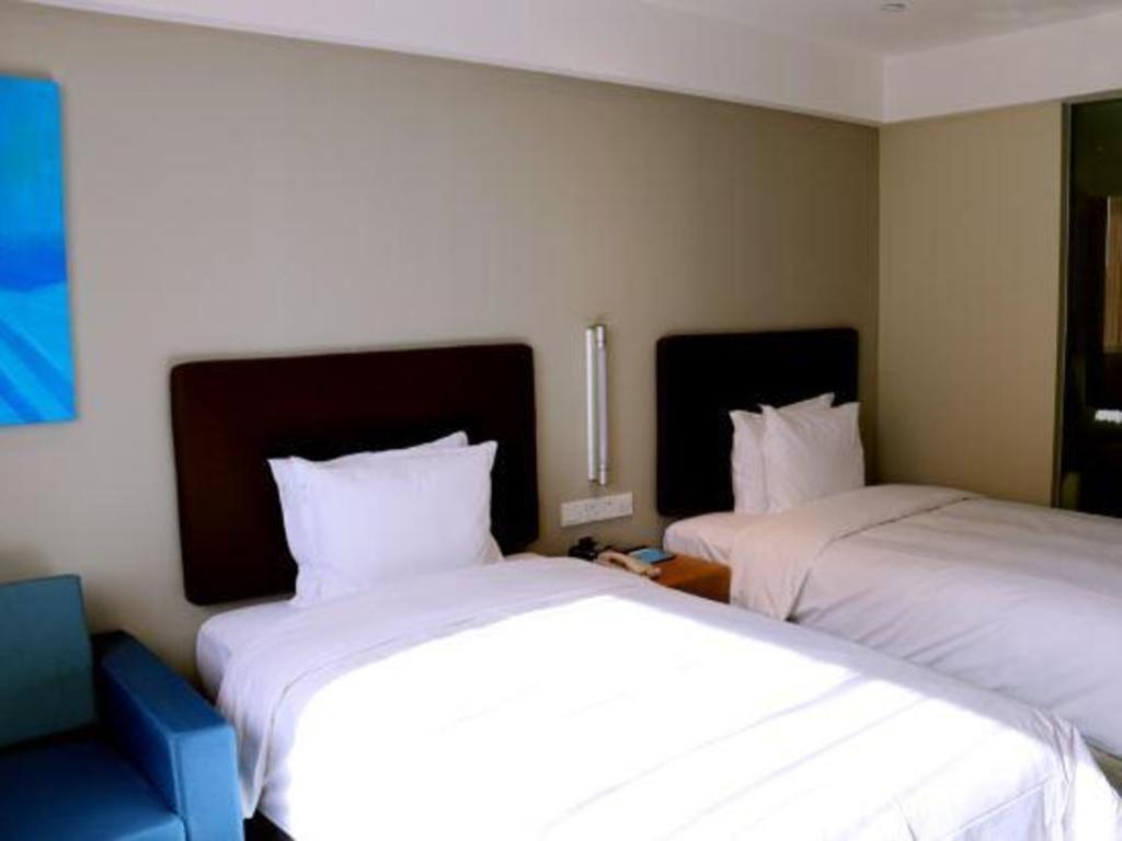 Holiday Inn Express Zhangye By Ihg Zewnętrze zdjęcie