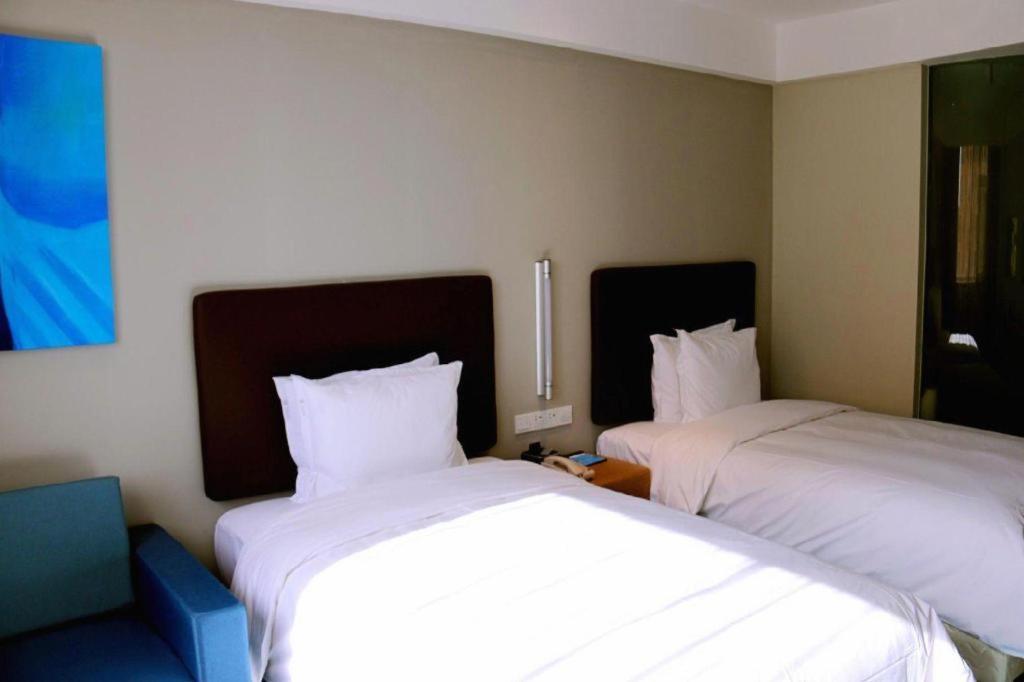 Holiday Inn Express Zhangye By Ihg Zewnętrze zdjęcie