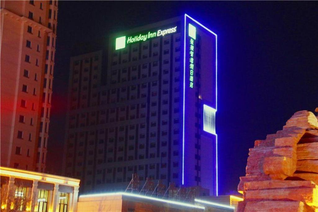 Holiday Inn Express Zhangye By Ihg Zewnętrze zdjęcie